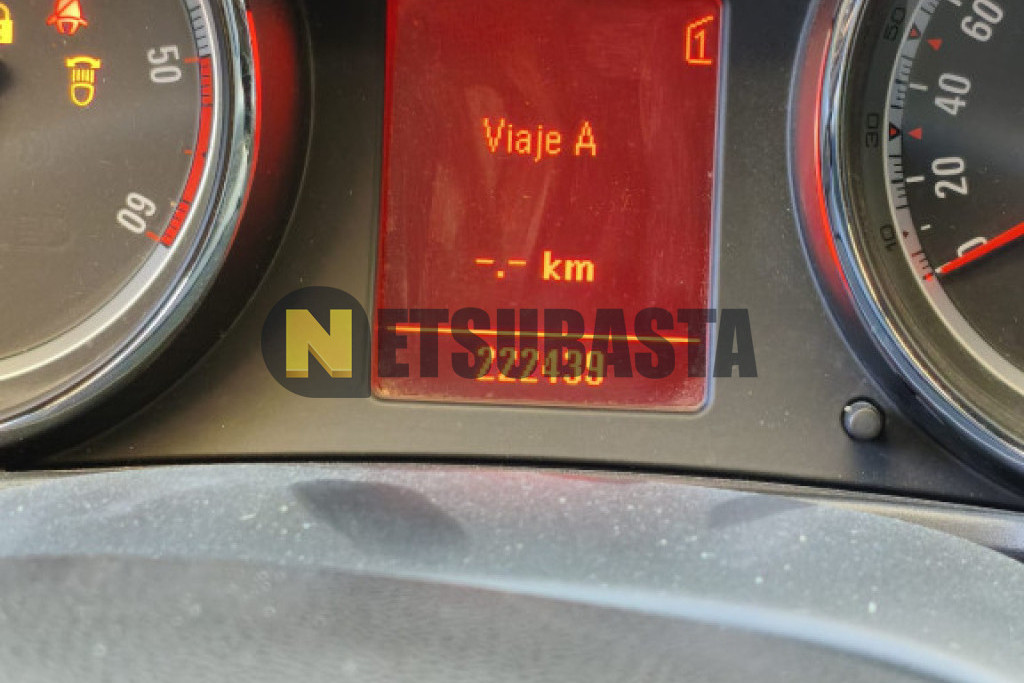 Opel Insignia 2.0 CDTI 2011