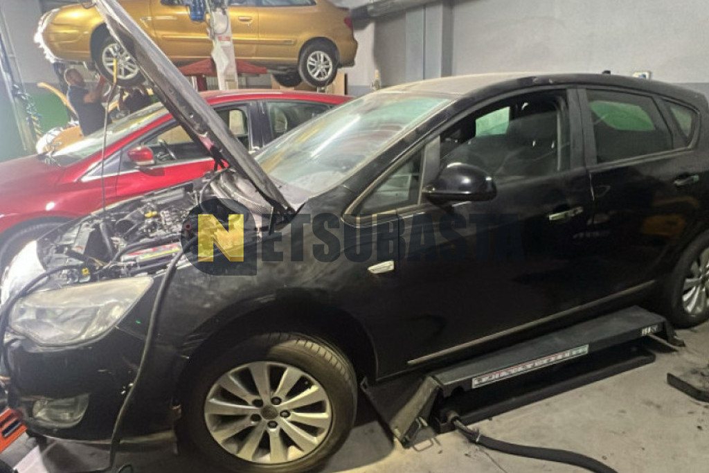 Opel Astra 1.7 CDTi 2011