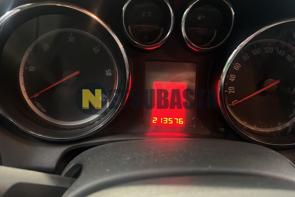 Opel Astra 1.7 CDTi 2011