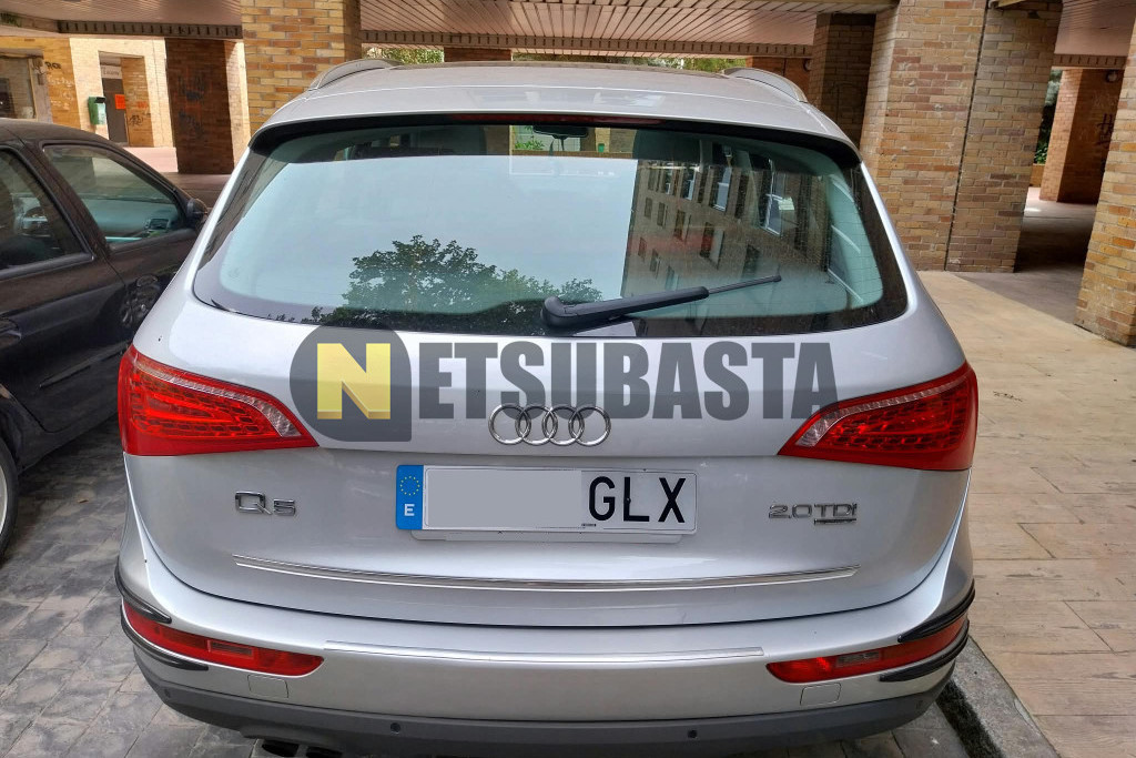 Audi Q5 2.0 TDI quattro S tronic 7 vel. DPF 2009
