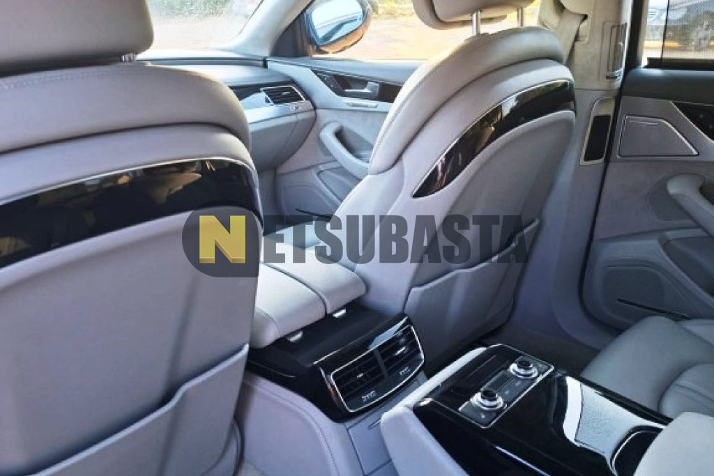 Audi A8 hybrid 2.0 TFSI tiptronic 8 vel. 2012