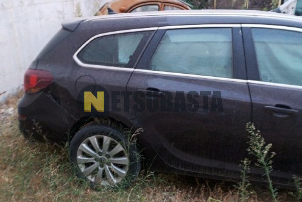 Opel Astra Sports Tourer 1.7 CDTI 2012