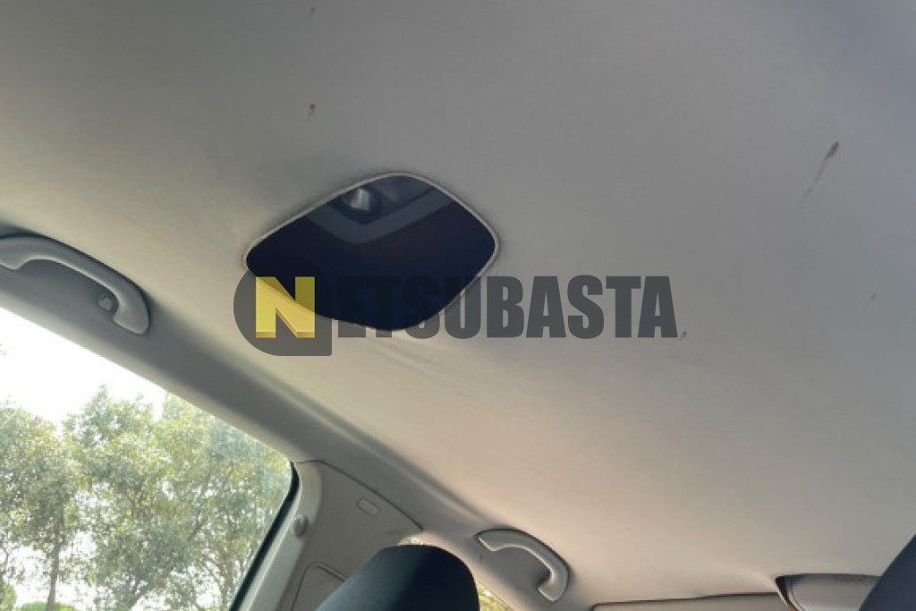 Volkswagen Golf 2.0 TDI DPF CR DSG 2009