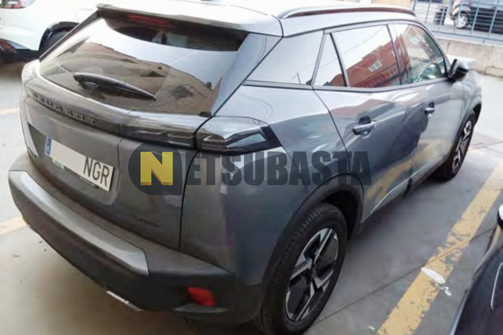 Peugeot 2008 Hybrid 136 e-DCS6 2025