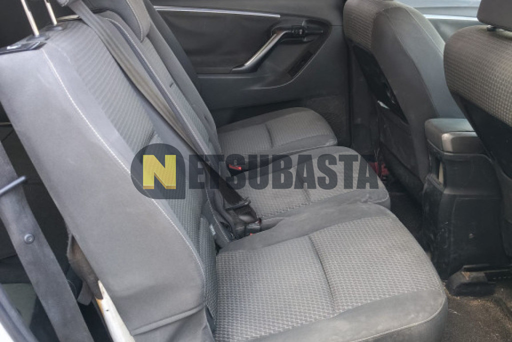 Toyota Verso 130 7 plazas 2014