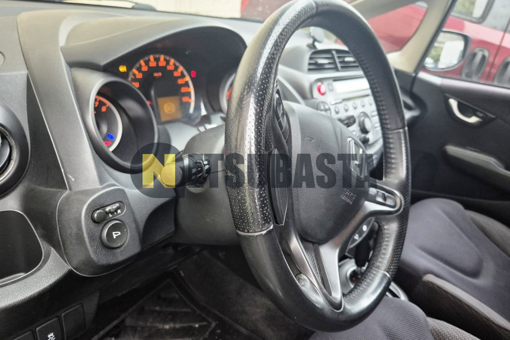 Honda Jazz 1.4 i-VTEC CVT 2014