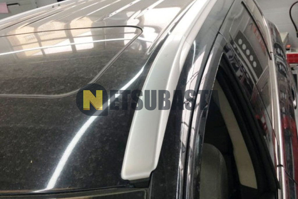 Mitsubishi Outlander PHEV 4WD 2015