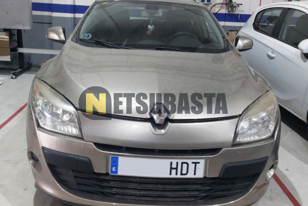 Renault Megane Grand Tour 1.5 dCi 2011
