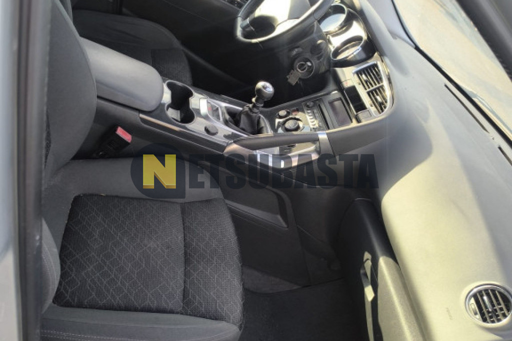 Peugeot 3008 1.2 PureTech 2015