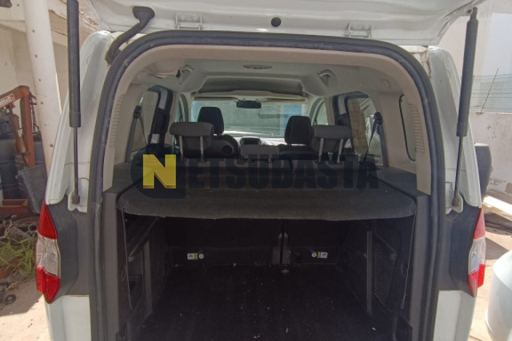 Ford Tourneo Courier 1.0 EcoBoost 2019