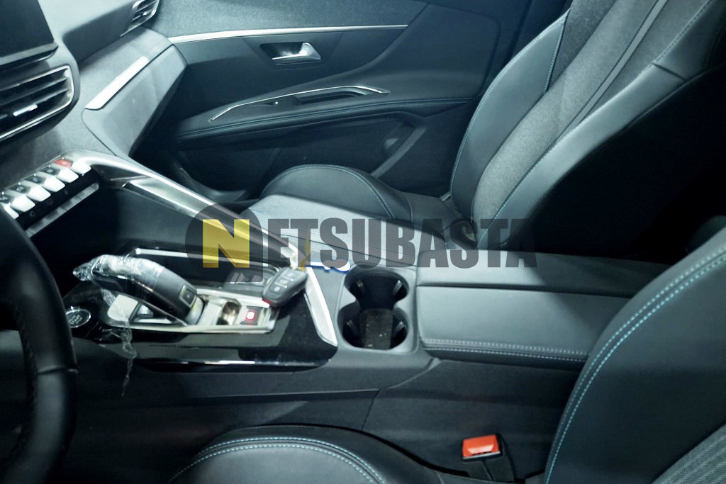 Peugeot 3008 1.5 BlueHDi EAT8 2023