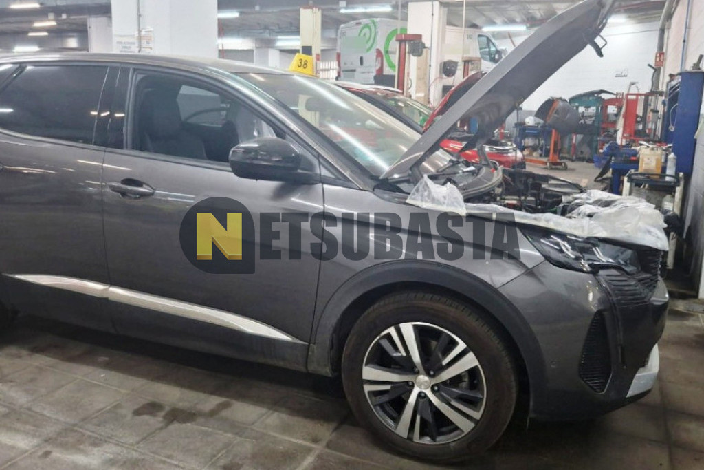 Peugeot 3008 1.5 BlueHDi EAT8 2023
