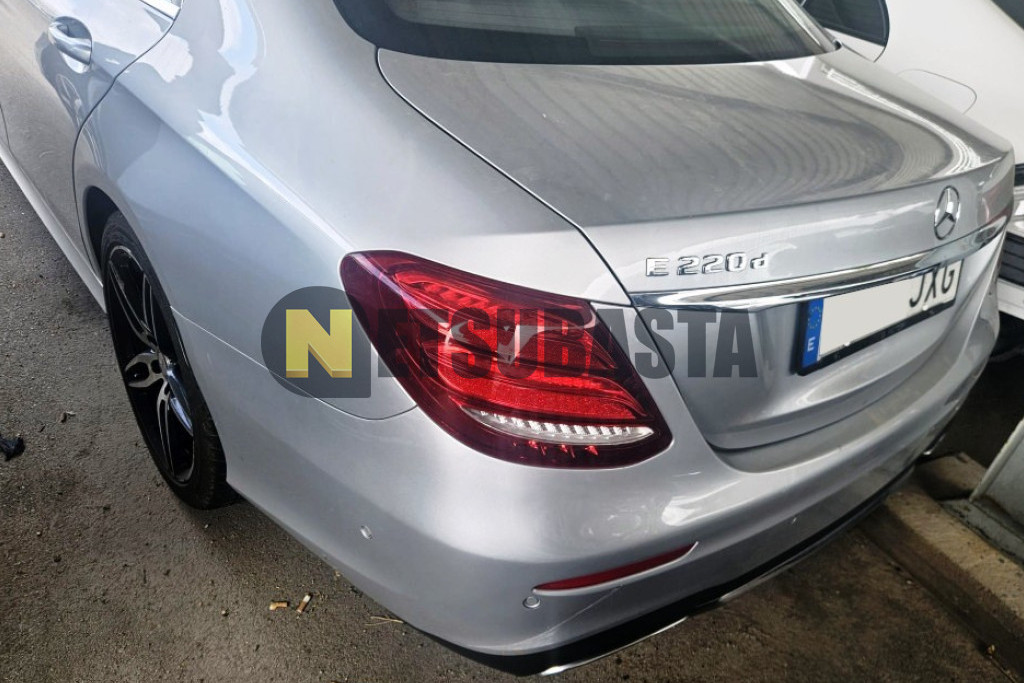 Mercedes-Benz E 220 d 9G-TRONIC 2017