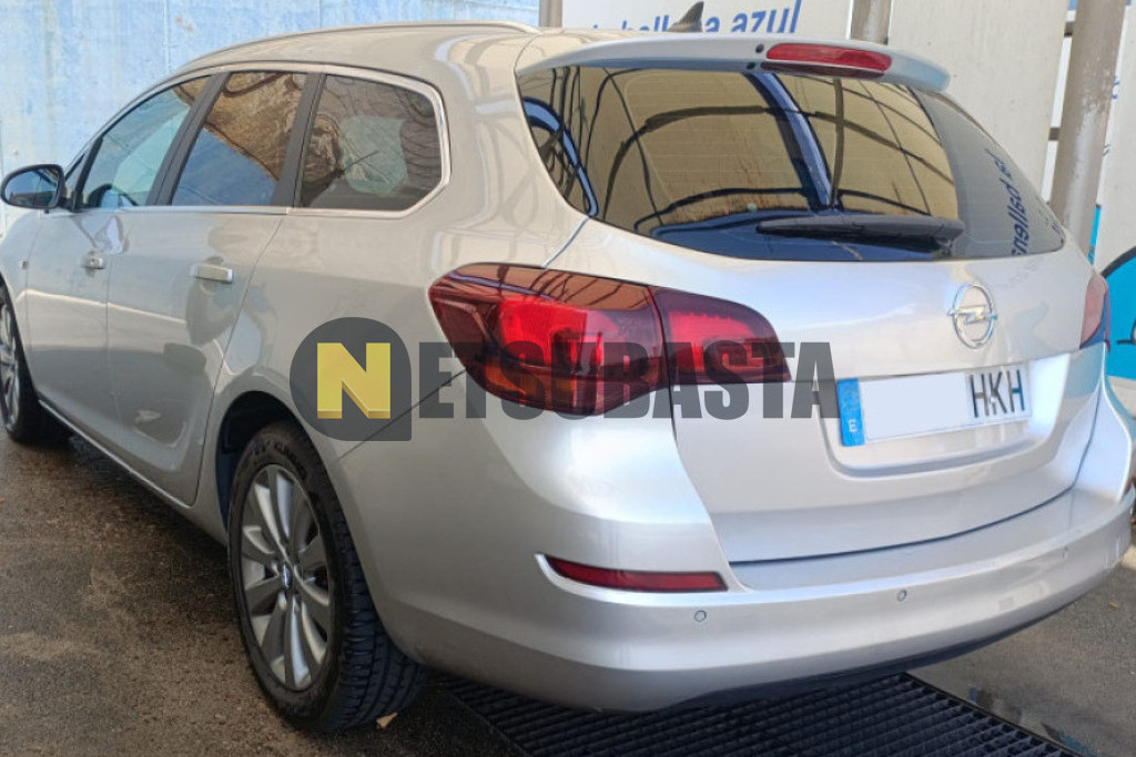 Opel Astra Sports Tourer 1.6 CDTI 2012