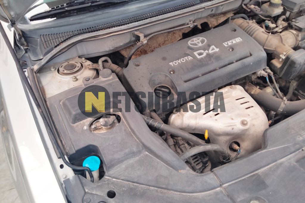 Toyota Avensis 2.0 VVT-i 2004