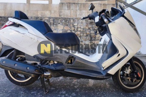 Peugeot Satelis 400 2010