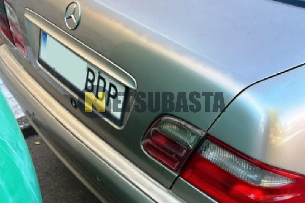 Mercedes-Benz E 240 Aut. 2001
