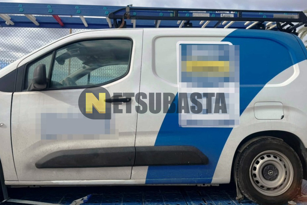 Opel Combo Cargo Diesel 1.5 2025