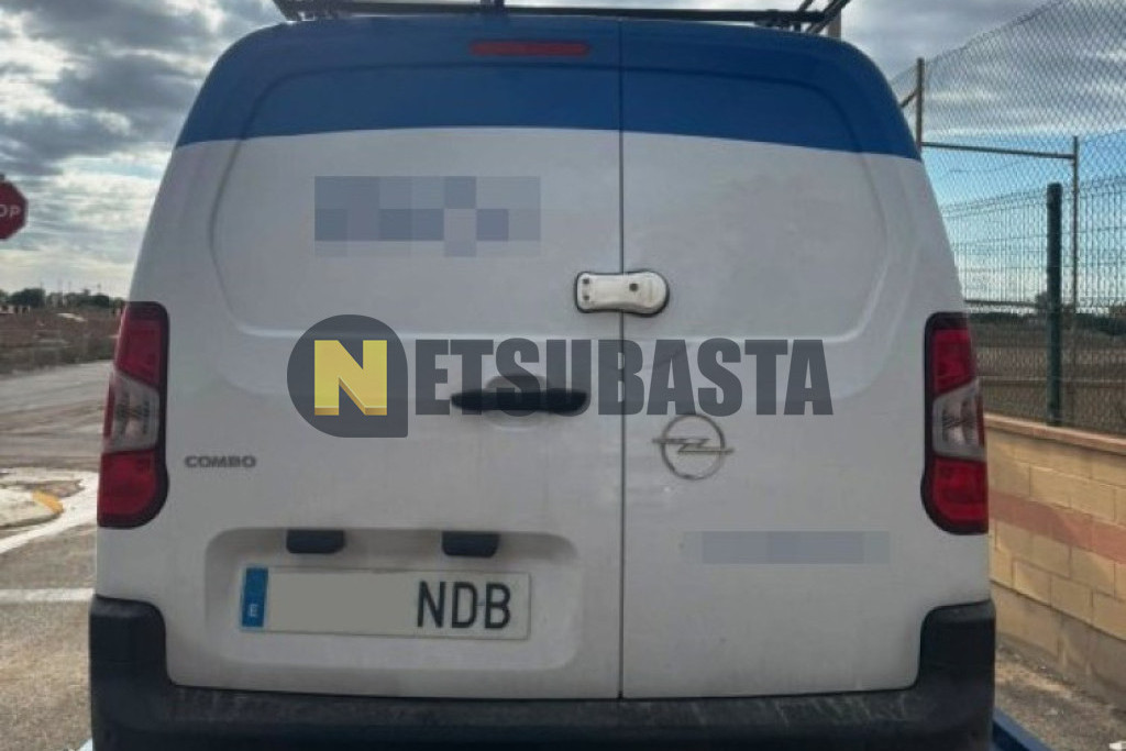 Opel Combo Cargo Diesel 1.5 2025