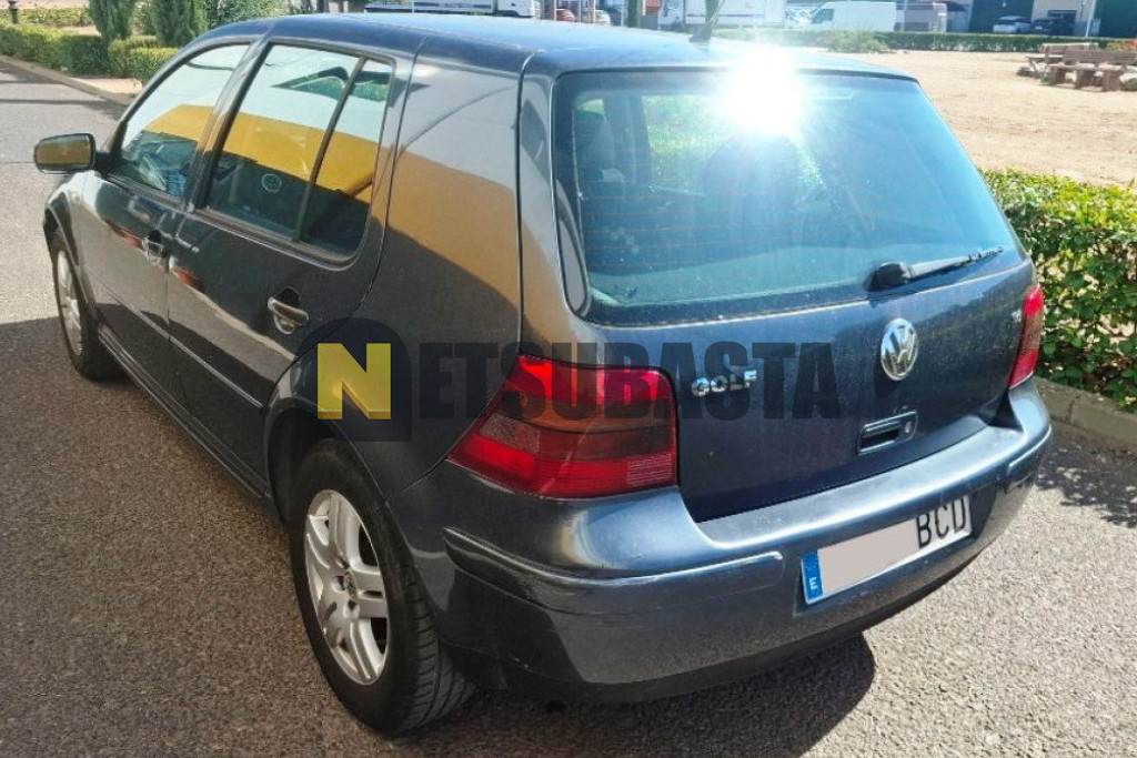 Volkswagen Golf 1.6 2000