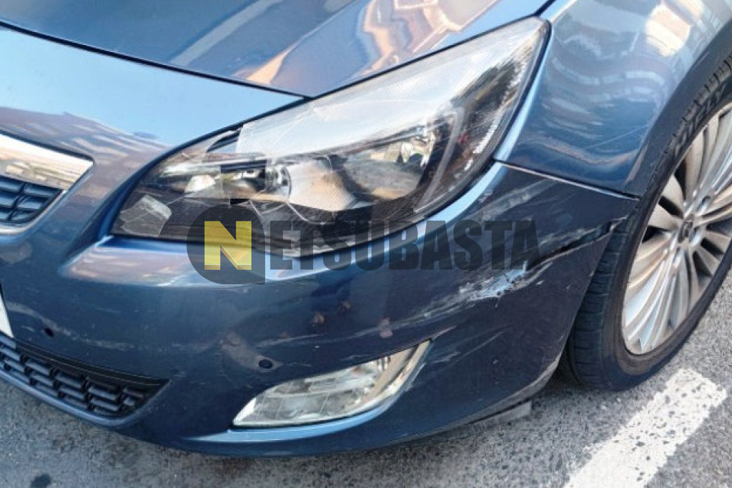 Opel Astra 1.6 2014