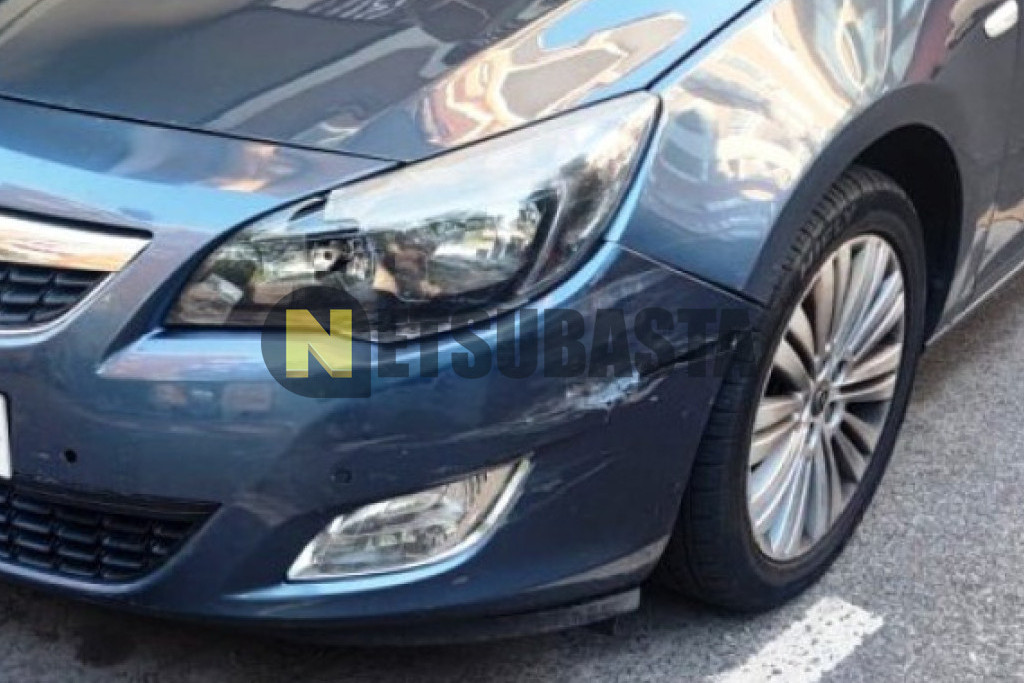 Opel Astra 1.6 2014