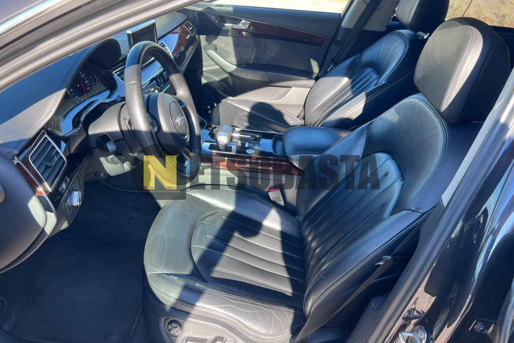 Audi A8 3.0 TDI quattro tiptronic 8 vel. 2012