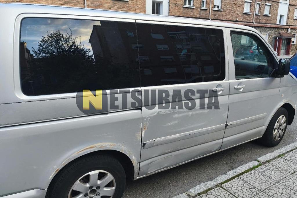 Volkswagen Multivan T5 2.5 TDI 2003