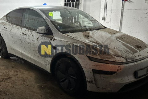 Tesla Model Y Tracción trasera 2025