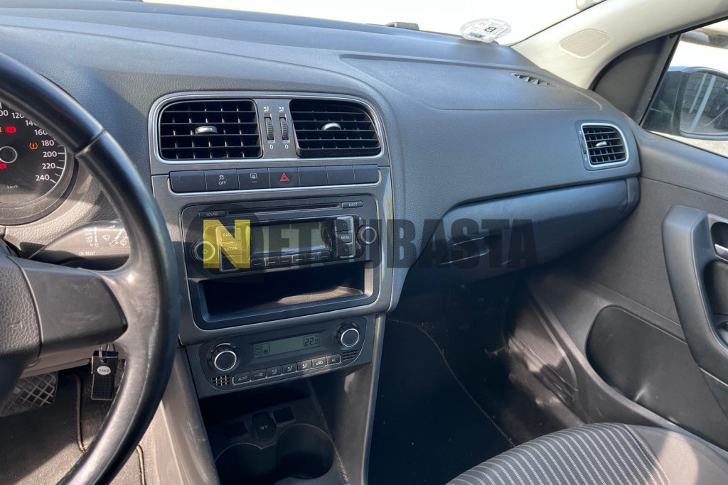 Volkswagen Polo 1.6 TDI DSG 7 vel. 2010
