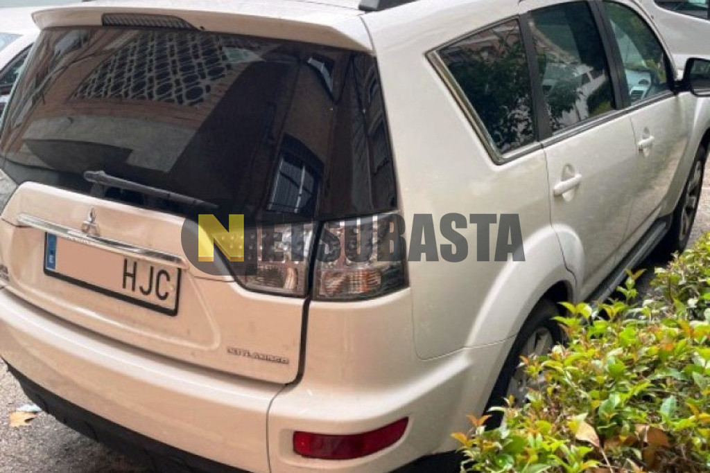 Mitsubishi Outlander 2.2 DI-D MIVEC 2WD Motion 2012