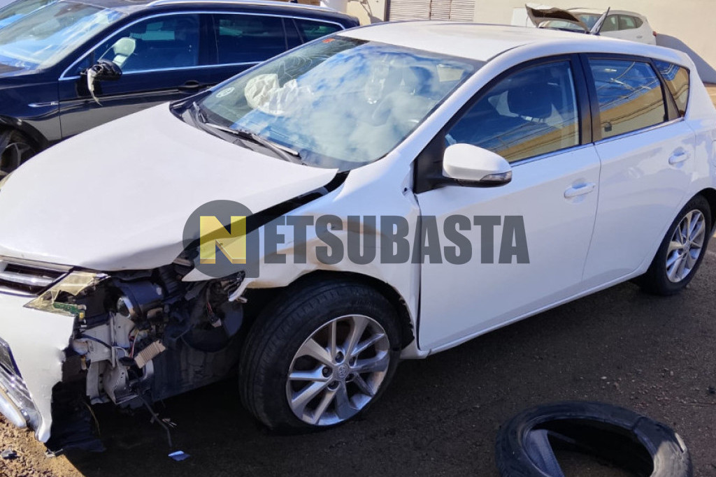 Toyota Auris 2.2 120D 2013