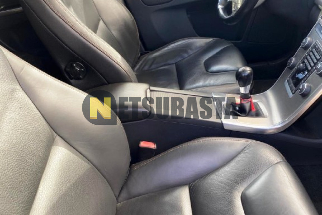 Volvo XC60 D4 2013