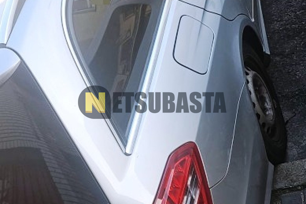 Mercedes-Benz E 250 CDI BlueEFFICIENCY Estate Aut. 2010