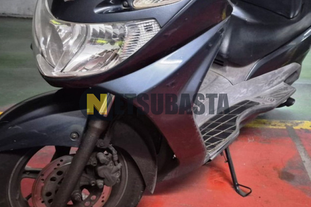 Suzuki Burgman 125 2005