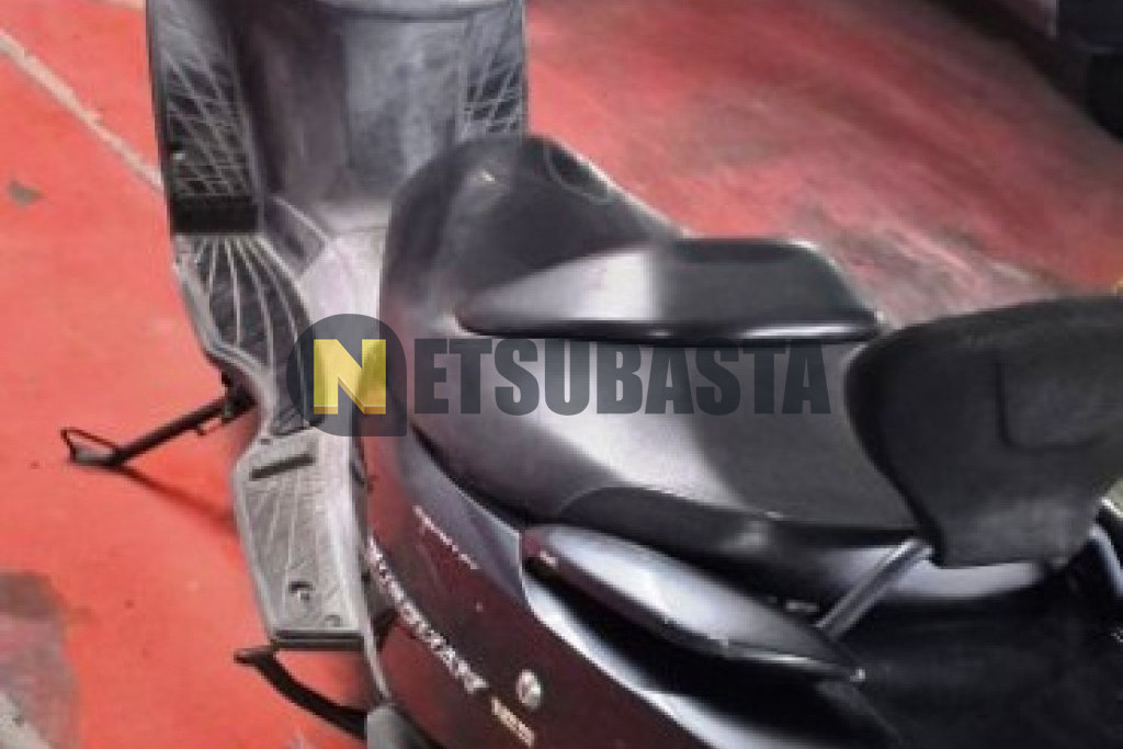 Suzuki Burgman 125 2005