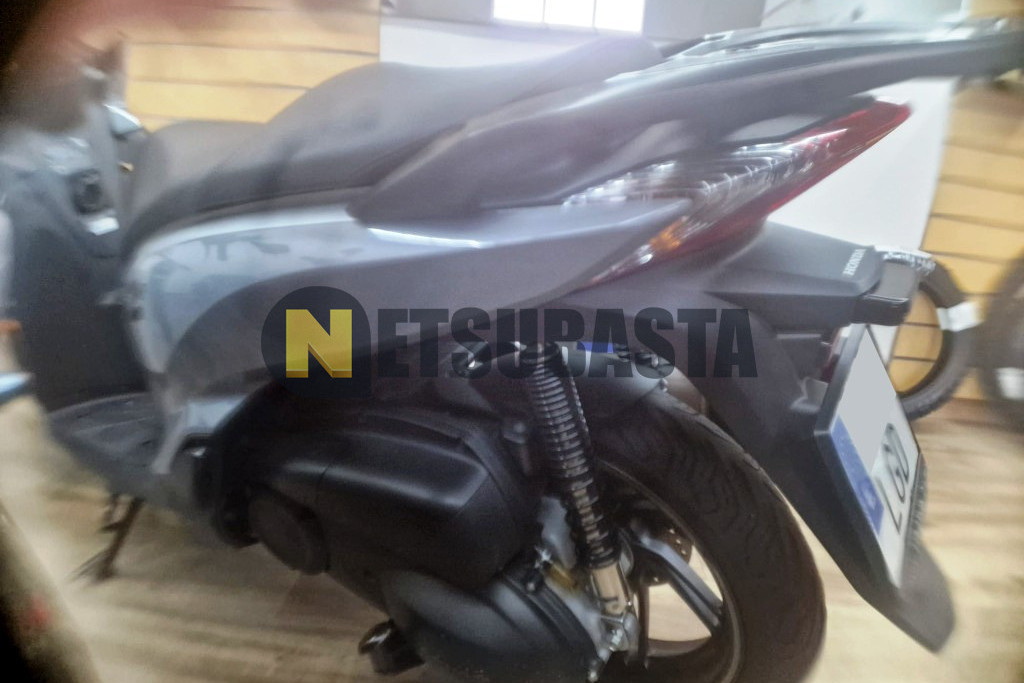 Honda Scoopy SH300i 2020