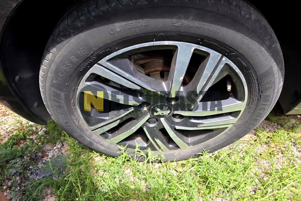 Peugeot 208 1.5 BlueHDi 2022