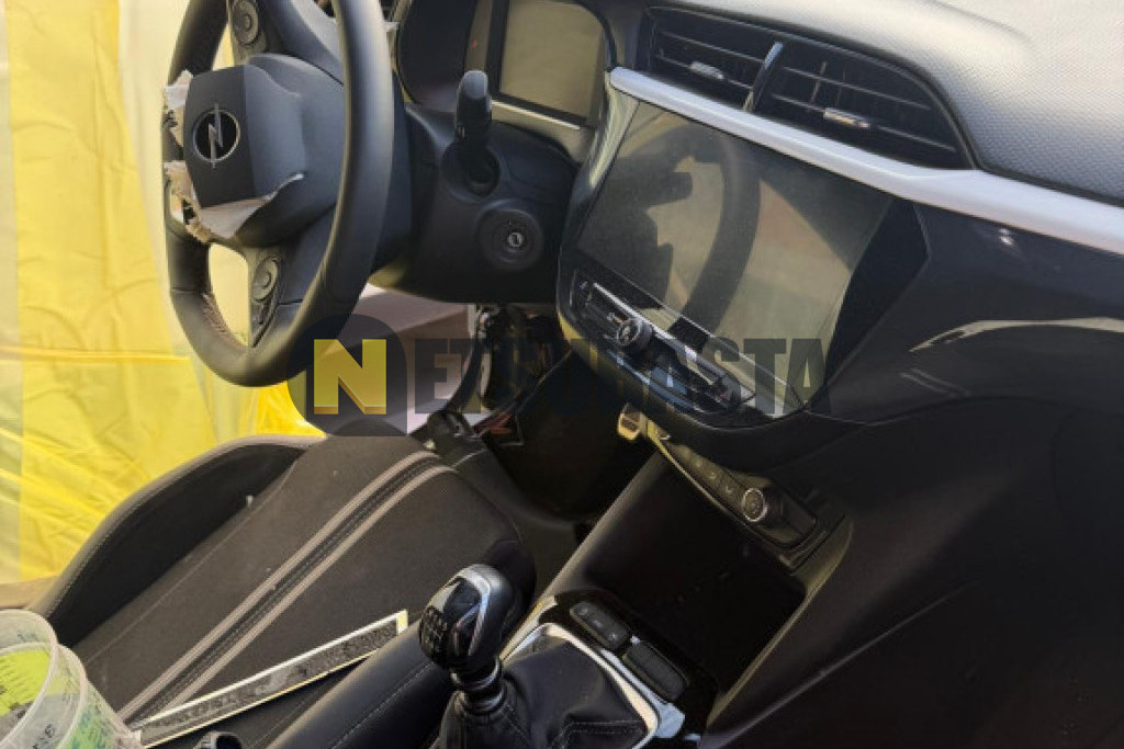 Opel Corsa 1.2 Turbo 2024